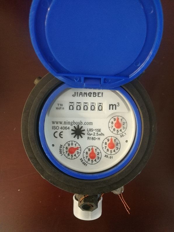 Watermeter 1/2 Inch 1.5m3/h 0-40 ℃ Mechanische Watermeter 15mm Waterstroommeter Koper Mechanische Sproeislang Timer Watermeter 1/2 Inch 1.5m3/h 0-40 ℃ Mechanische Watermeter 15mm Waterstroommeter Koper Mechanische Sproeislang Timer